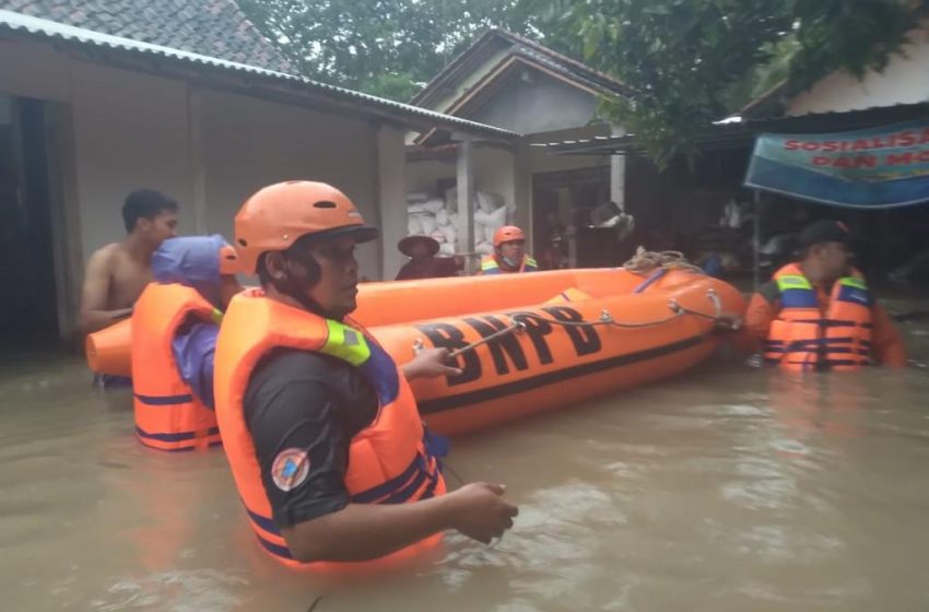  Sebanyak 6.085 Warga Mengungsi Akibat Banjir dan Longsor