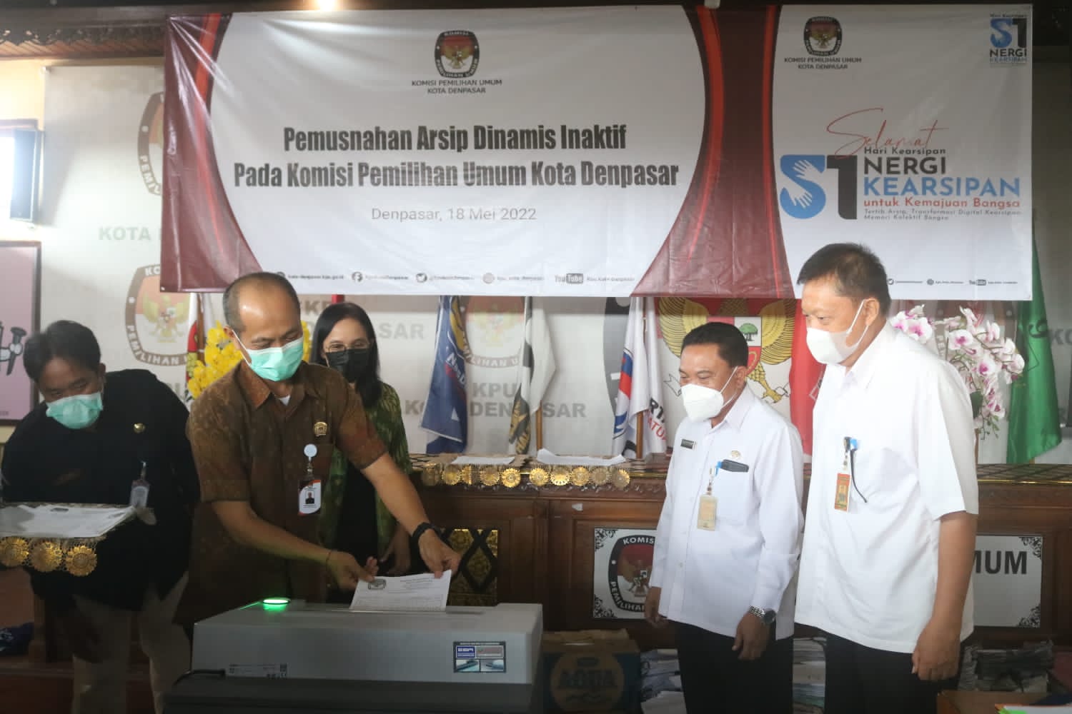 KPU Kota Denpasar Musnahkan Arsip Dinamis Inaktif