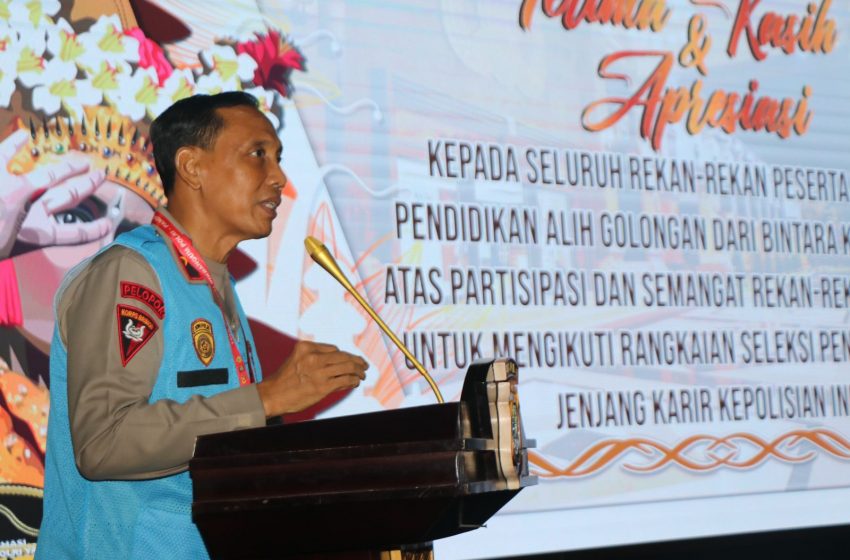  Wakapolda Bali Pimpin Pengambilan Sumpah dan Penandatanganan Pakta Integritas 