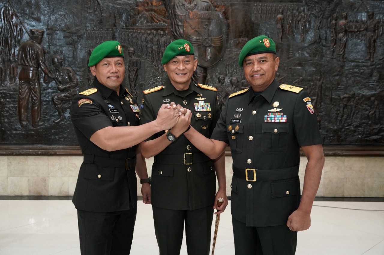 Brigjen TNI Harfendi, S.l.P., M.Sc., kepada Brigjen TNI Sachono, S.E., M.Si., M.Tr(Han).