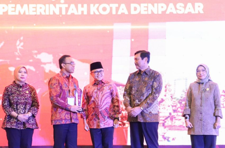  Kota Denpasar Raih Penghargaan Digital Goverment Award