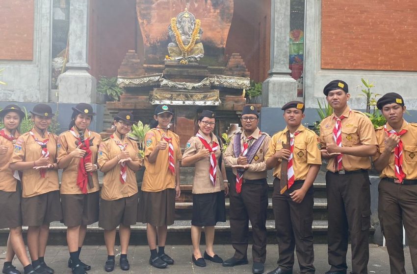  Semangat Tri Satya SMK Farmasi Saraswati 3 Denpasar Lantik Dewan Ambalan