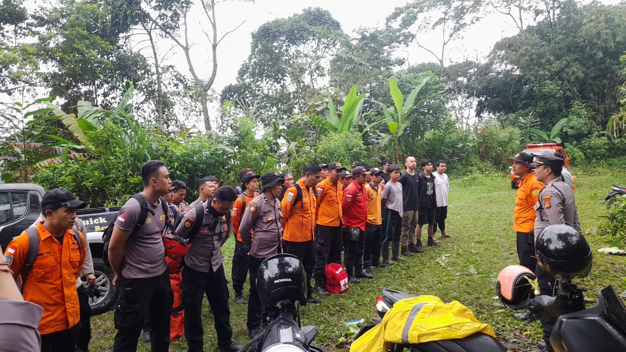 Joko Karyawan Las Jatuh Kejurang Sungai Ayung