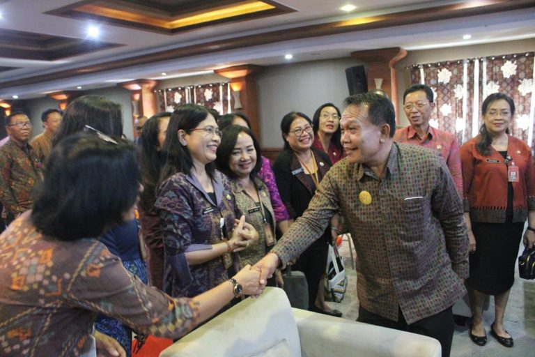 Pjs. Walikota Dewa Mahendra Pacu Semangat ASN di Kota Denpasar, Terus Bekerja Melayani Masyarakat