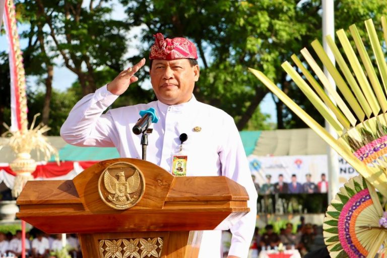 Sekda Alit Wiradana Pimpin Apel Peringatan Hari Sumpah Pemuda Ke-96,  Komitmen Berikan Ruang Kreativitas Pemuda Dukung Pembangunan Denpasar