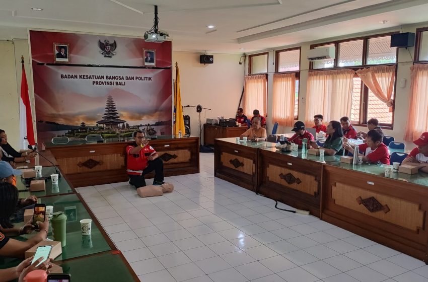  Bhakti Sosial Ngrombo ke-48, Pemprov Bali Serahkan Bantuan dan Gelar Pelatihan Pertolongan Pertama