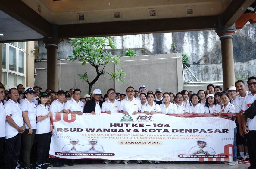  Tingkatkan Pelayanan, Wujudkan Kesehatan Masyarakat, Walikota Jaya Negara Lepas Fun Run Hut Ke-104 RSUD. Wangaya