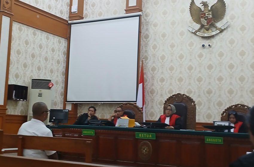  Cabut Dokumen Silsilah Sepihak Majelis Hakim Cecar Saksi Mantan Camat Densel