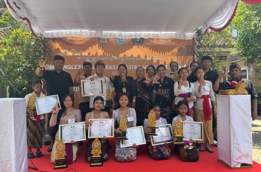  Bulan Bahasa Bali 2025, Kelurahan Serangan dan Desa Adat Serangan melestarikan Bahasa, Satra dan Aksara Bali Lewat Lomba Kreatif Bulan Bahasa Bali