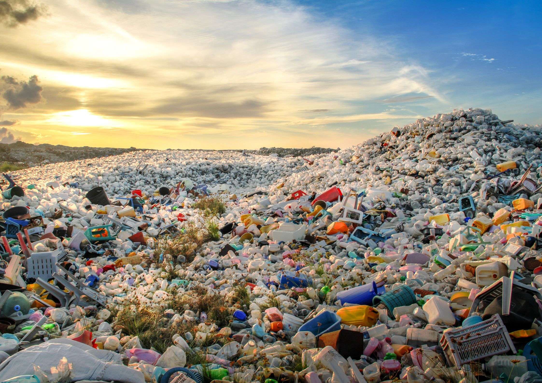Bangli Bergejolak! Warga Ancam Hadang Truk Sampah Denpasar di Perbatasan Guliang: “Harga Diri Wilayah Kami!”