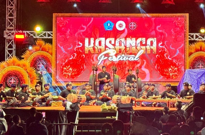 20 Sekehe Baleganjur Ngarap Getarkan Panggung Kasanga Festival