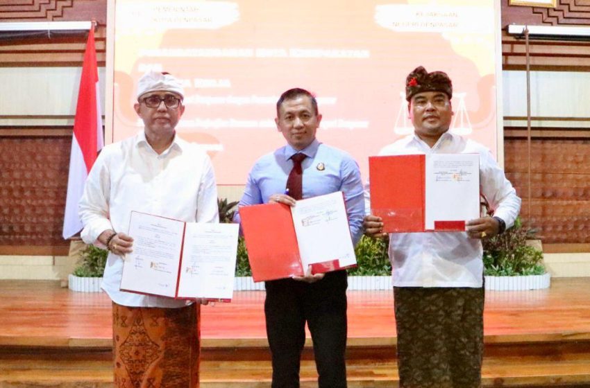 Walikota Jaya Negara dan Kejari Denpasar Teken Kerja Sama Penguatan Hukum Perdata dan TUN
