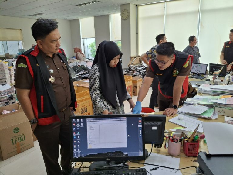Dugaan Korupsi Fasilitas Kredit Bank, Kejati Sumsel Geledah 3 Kantor dan 1 Rumah