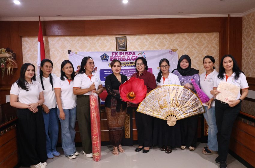  Wujud Kepedulian, FK Puspa Kota Denpasar Serahkan Bantuan Sarana Kesenian ke Lapas Perempuan Kerobokan