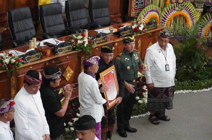 Raperda “Bale Kerta Adhyaksa” Disahkan, Kado Ulang Tahun ke-67 untuk Provinsi Bali