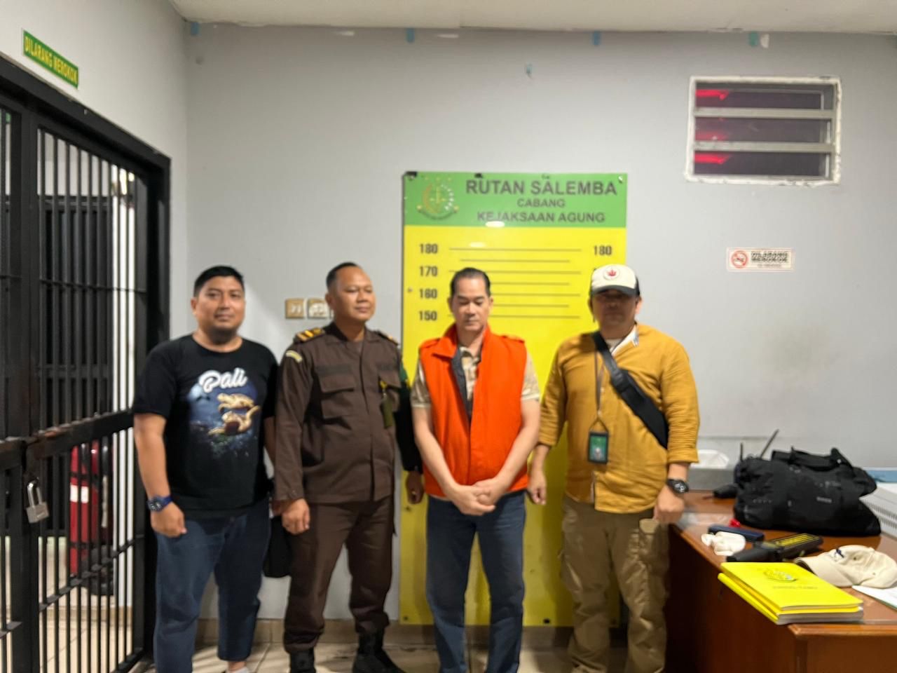Kejaksaan Agung dan Kejati Riau Tangkap Buronan Robby Mattoaly