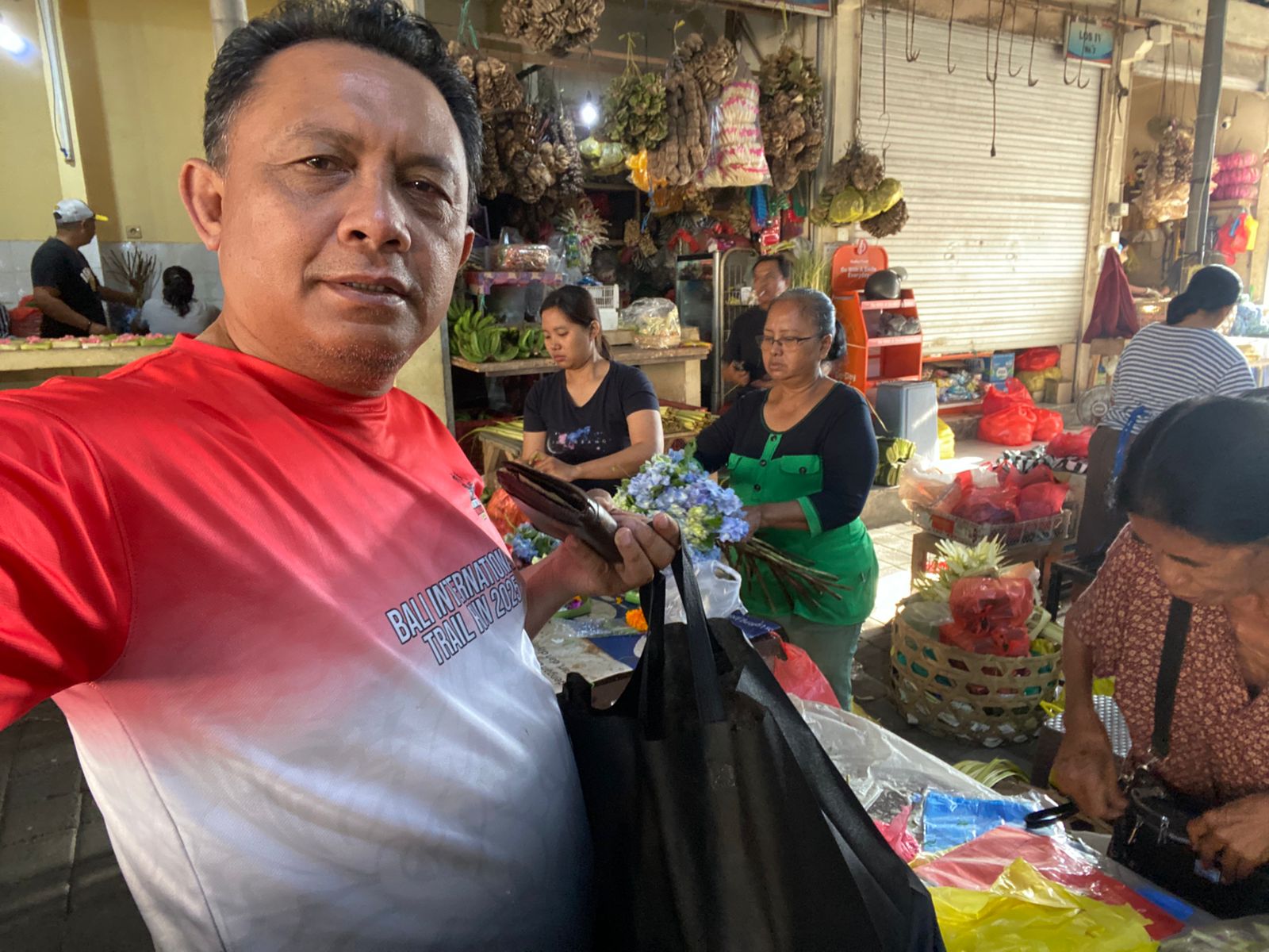 “Just Buying no Bargaining”: Hari Sabtu, Saatnya Berbelanja Tanpa Menawar di Pasar Tradisional