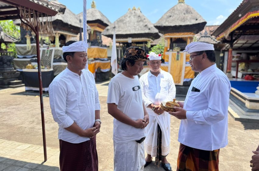  Pemelaspasan Bale Kulkul Pura Baris Cina Renon: Sekda Alit Wiradana Dorong Peningkatan Sradha Bhakti