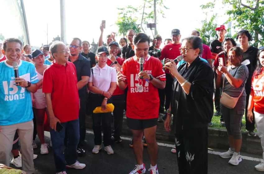  Dukungan UMKM Difabel dan Kendali Inflasi: Gubernur Koster dan Ibu Putri Koster Borong Belanjaan di Pasar Murah Jelang Galungan–Kuningan, Canang Ceper Jadi Primadona