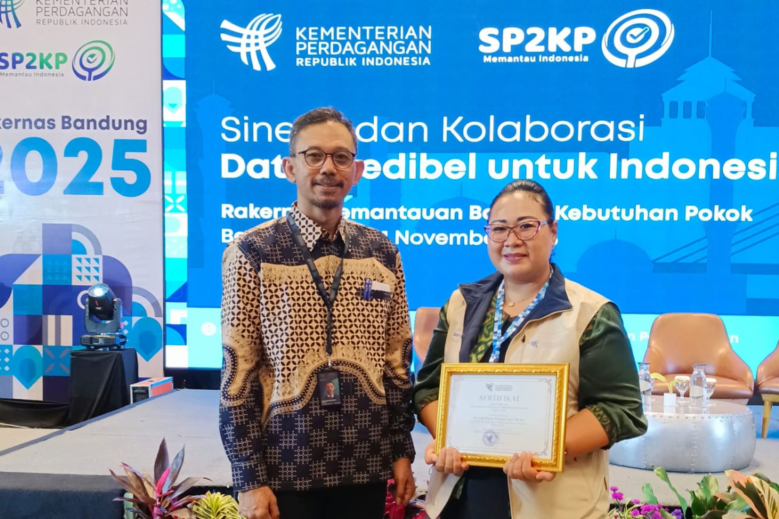 Dinas Perindag Denpasar Ukir Prestasi Nasional: Kontributor SP2KP Raih Penghargaan Terbaik Se-Indonesia, Kinerja Pemantauan Harga Kebutuhan Pokok Diapresiasi Pusat