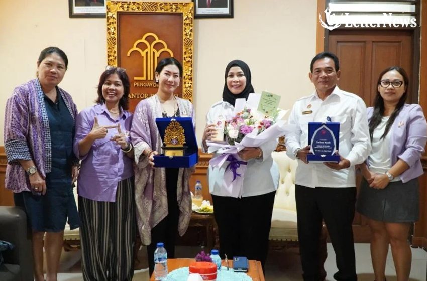  Kanwil Kemenkumham Bali dan DPD HAKAN Bahas Tuntas Isu Kewarganegaraan Ganda: Komitmen Kepala Kanwil Eem Nurmanah Berikan Kepastian Hukum Keluarga Perkawinan Campuran