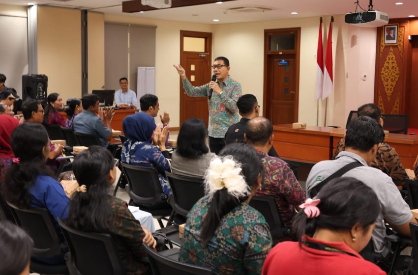  Pemkot Denpasar Dorong Revitalisasi KPN dan Kopma Menuju Full Digital: Pj Sekda IGN Eddy Mulya Targetkan Koperasi Milenial Berdaya Saing Kuat di Tengah Dinamika Kota