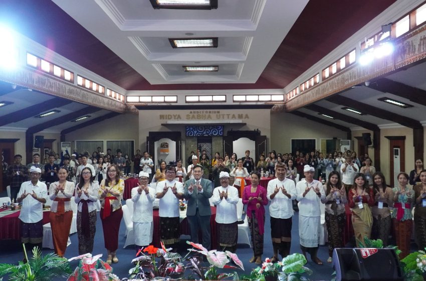  WICE 2025: FEB Unwar Dorong Transformasi Ekonomi Berkelanjutan Global; Soroti Akuntabilitas, Inovasi, dan Inklusivitas di Tengah Keanggotaan IACBE & QS Asia Ranking