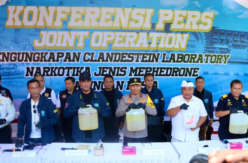  Bersembunyi di Balik Mewahnya Villa, Dua WNA Rusia Rakit Laboratorium Narkoba di Blahbatuh