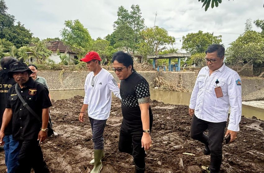  Aksi Cepat Wagub Giri Prasta: Tinjau Banjir Desa Banjar, Beri Santunan Rp50 Juta & Siapkan Relokasi Warga