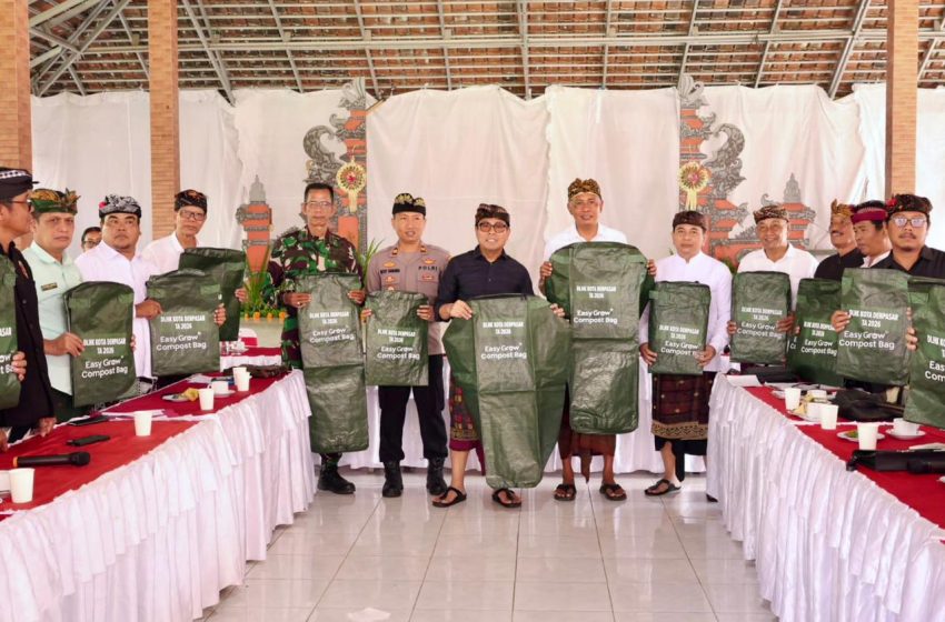  Harmoni di Balik Perayaan Ganda: Wawali Arya Wibawa Perkuat Sinergi Desa Adat Kawal Nyepi dan Idul Fitri