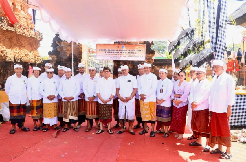  Jaga Harmoni Budaya, Wawali Arya Wibawa Saksikan Pengukuhan Prajuru Baru Desa Adat Pedungan