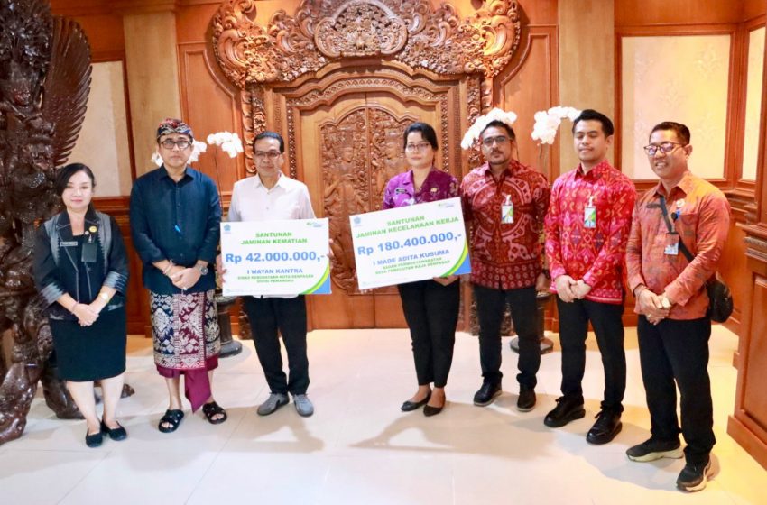  Bentuk Kepedulian Nyata, Wali Kota Jaya Negara Salurkan Santunan BPJS Ketenagakerjaan Ratusan Juta Rupiah