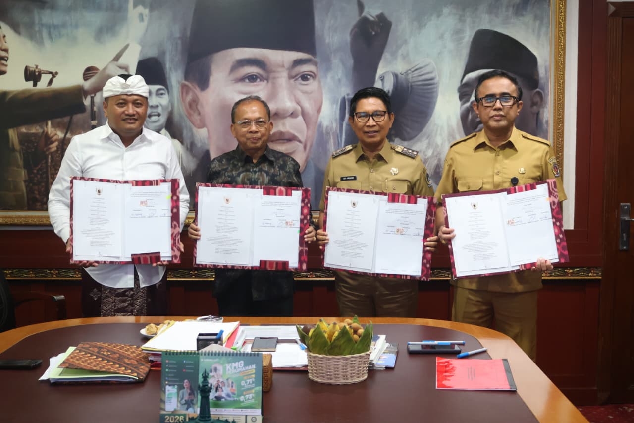Atasi Masalah Sampah, Walikota Jaya Negara Teken PKS Pembangunan PSEL Denpasar Raya