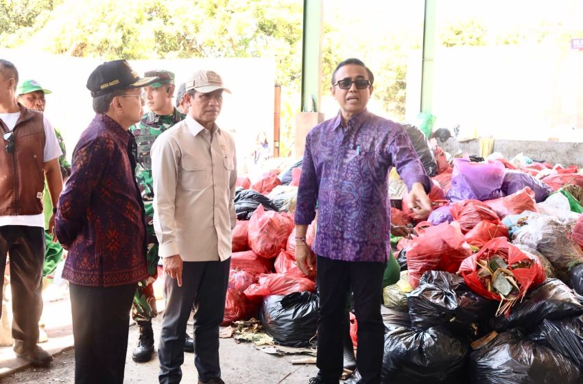  Dampingi Menteri LH Tinjau TPST Denpasar, Jaya Negara Genjot Distribusi Komposter dan Edukasi Warga