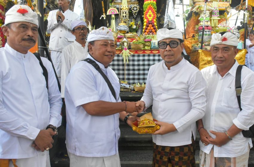  Purnama Jyesta, Wawali Arya Wibawa Hadiri Pujawali Pura Swagina Taman Sari: Momentum Perkuat Harmonisasi dan Solidaritas