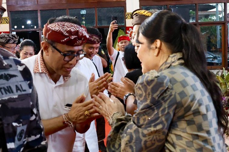 Pisah Sambut Kajati Bali: Jaya Negara Apresiasi Sinergi Dr. Chatarina dan Sambut Hangat Setiawan Budi