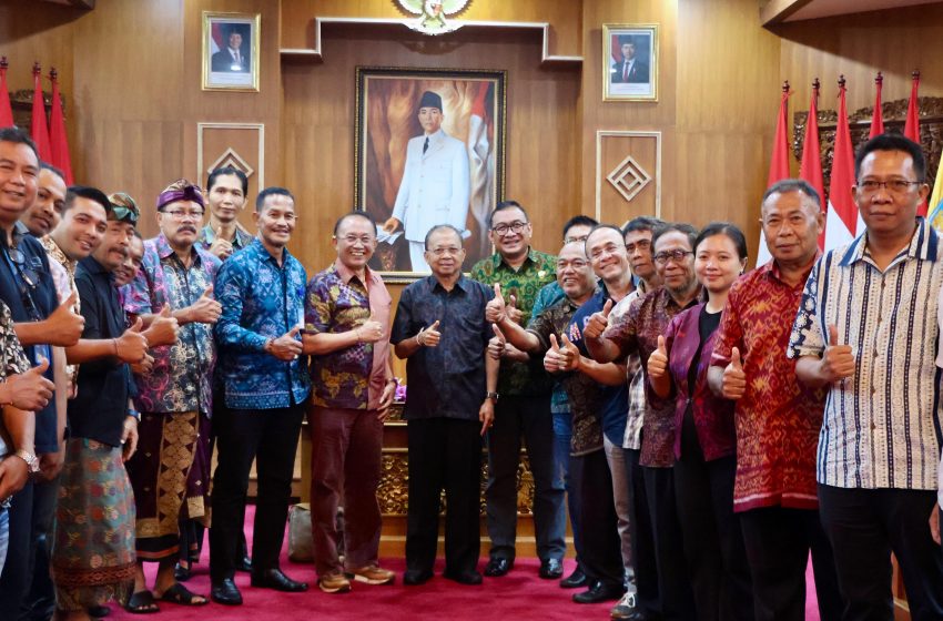  Menuju Bali Zero Emission: Gubernur Koster Pacu Elektrifikasi Taksi dan Serap Aspirasi Organda