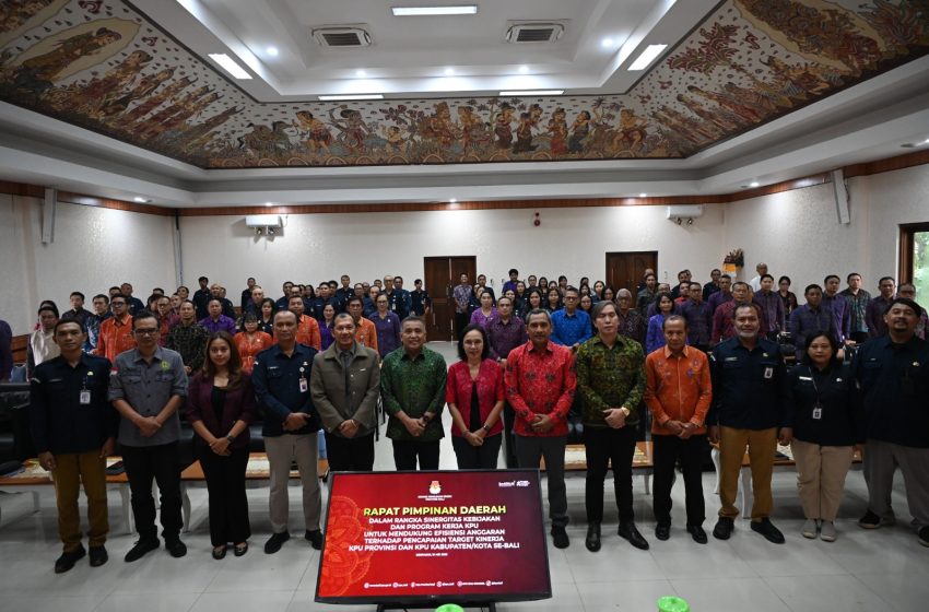 Efisiensi Anggaran Bukan Hambatan, KPU Bali Gelar Rapimda dan Luncurkan Aplikasi ‘Sinar KPU Bali V2’