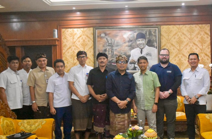 Gandeng Organisasi Belanda, Pemkot Denpasar Pasang Teknologi Otomatis “Trash Barrier” di Tukad Badung