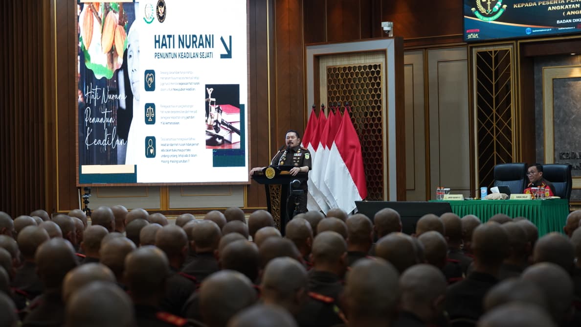 Gembleng Calon Jaksa PPPJ Angkatan 83, Jaksa Agung: Kecerdasan Percuma Tanpa Adab dan Hati Nurani!
