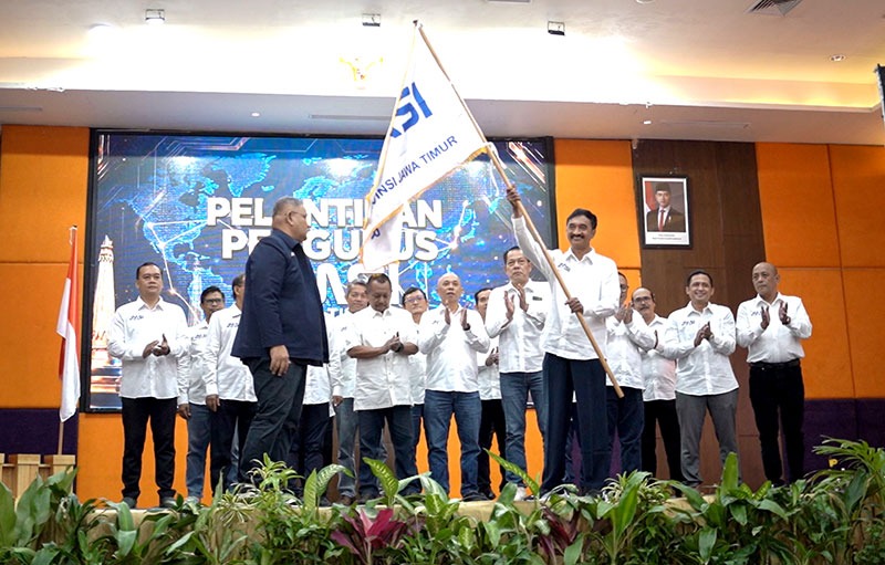  Disaksikan Dewan Pers, Pengurus JMSI Jatim 2025–2030 Resmi Dilantik: Dominasi 80 Persen Wajah Baru!