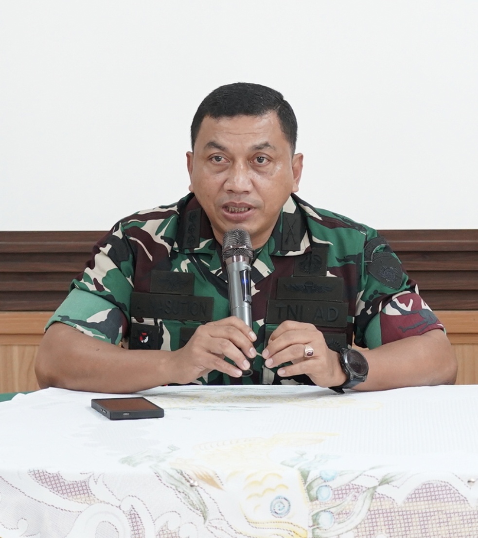 Bukan Penusukan Sepihak, Kodam IX/Udayana Ungkap Kronologi Keributan Oknum TNI-Brimob di NTT