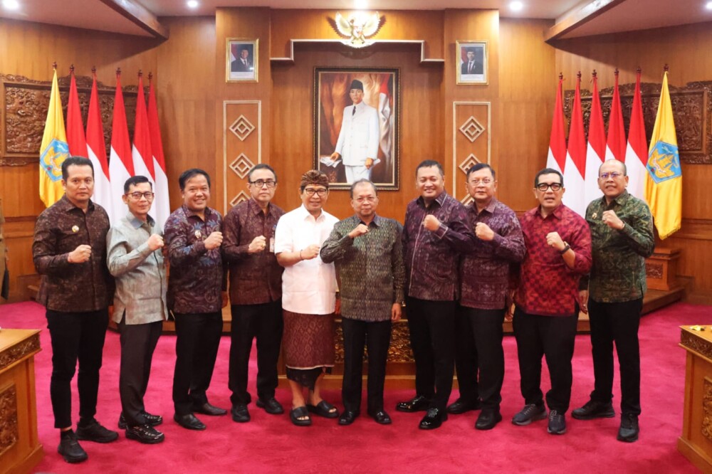 Hapus Ego Sektoral, Gubernur Koster Target Ekonomi Bali 2026 Tembus 6,10 Persen Lewat Konsep ‘Satu Tata Kelola’