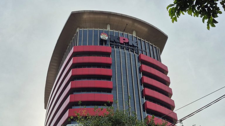 OTT HGB Bogor, KPK Sita Ratusan Miliar dalam 20 Koper dan Amankan Dirjen ATR/BPN