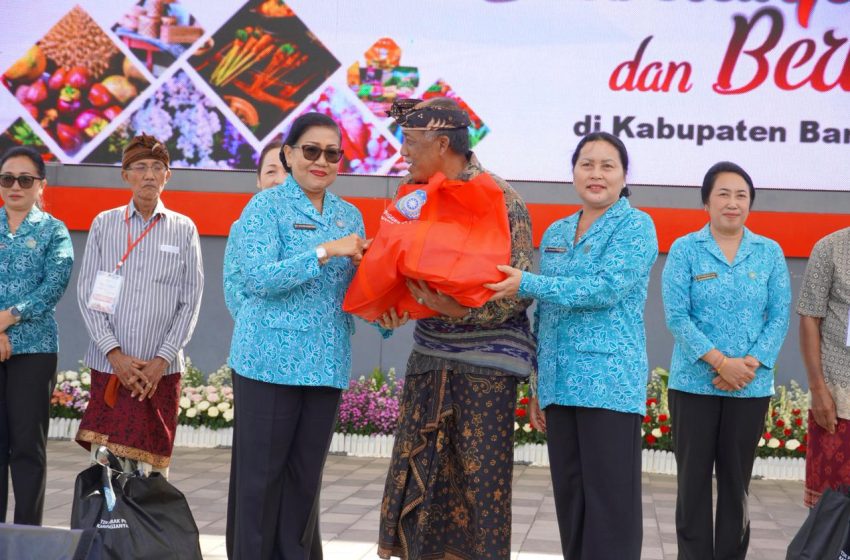  Pasar Rakyat di Bangli Tembus Ratusan Juta, Putri Koster Ajak Warga Belanja Produk Lokal dan Ubah Mindset Sampah