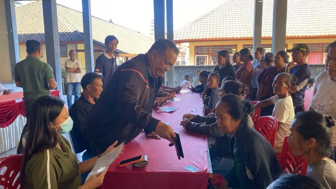 Bupati Kembang Hartawan Rombak Peran ASN: Ratusan Pegawai Jembrana Turun ke Lapangan Jadi Agen Perlinsos Digital