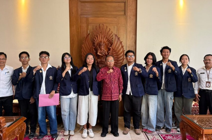  Audiensi di Jaya Sabha, BEM Pertanian Unud dan Gubernur Koster Bahas Krisis Petani Muda Bali