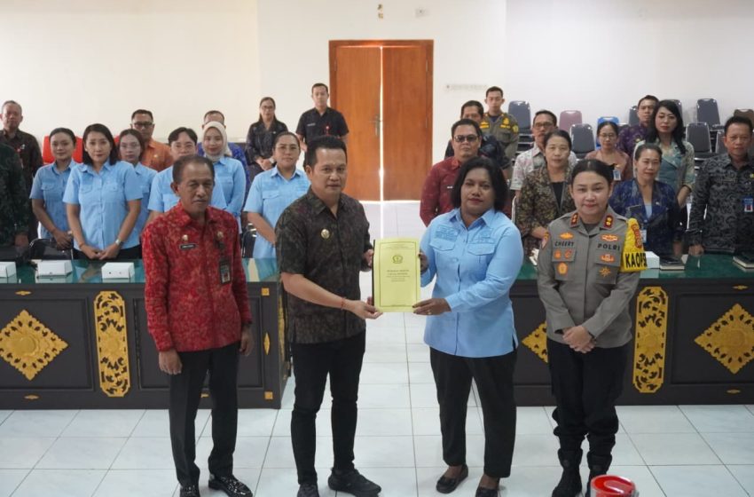  Perkuat Tata Kelola Hukum, Pemkab Jembrana dan Kejari Penandatanganan MoU Datun serta PKS BPKAD