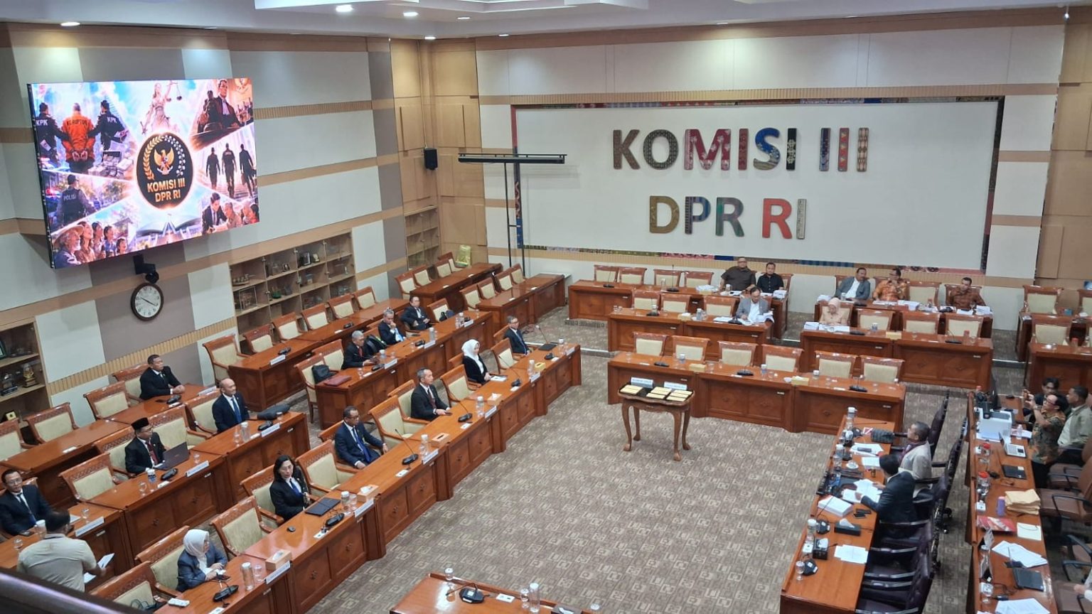 Komisi III DPR Gelar Uji Kelayakan Calon Hakim Agung dan Hakim Ad Hoc MA 2026