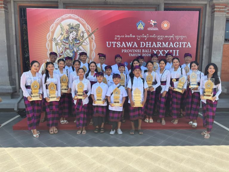 Borong Juara Utsawa Dharma Gita Bali 2026, Duta Denpasar Buktikan Pelestarian Sastra Agama